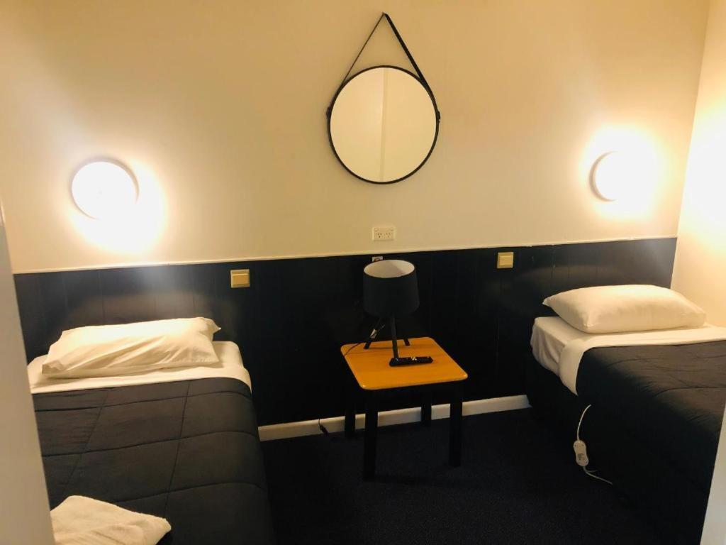 Horsham Motel Bagian luar foto
