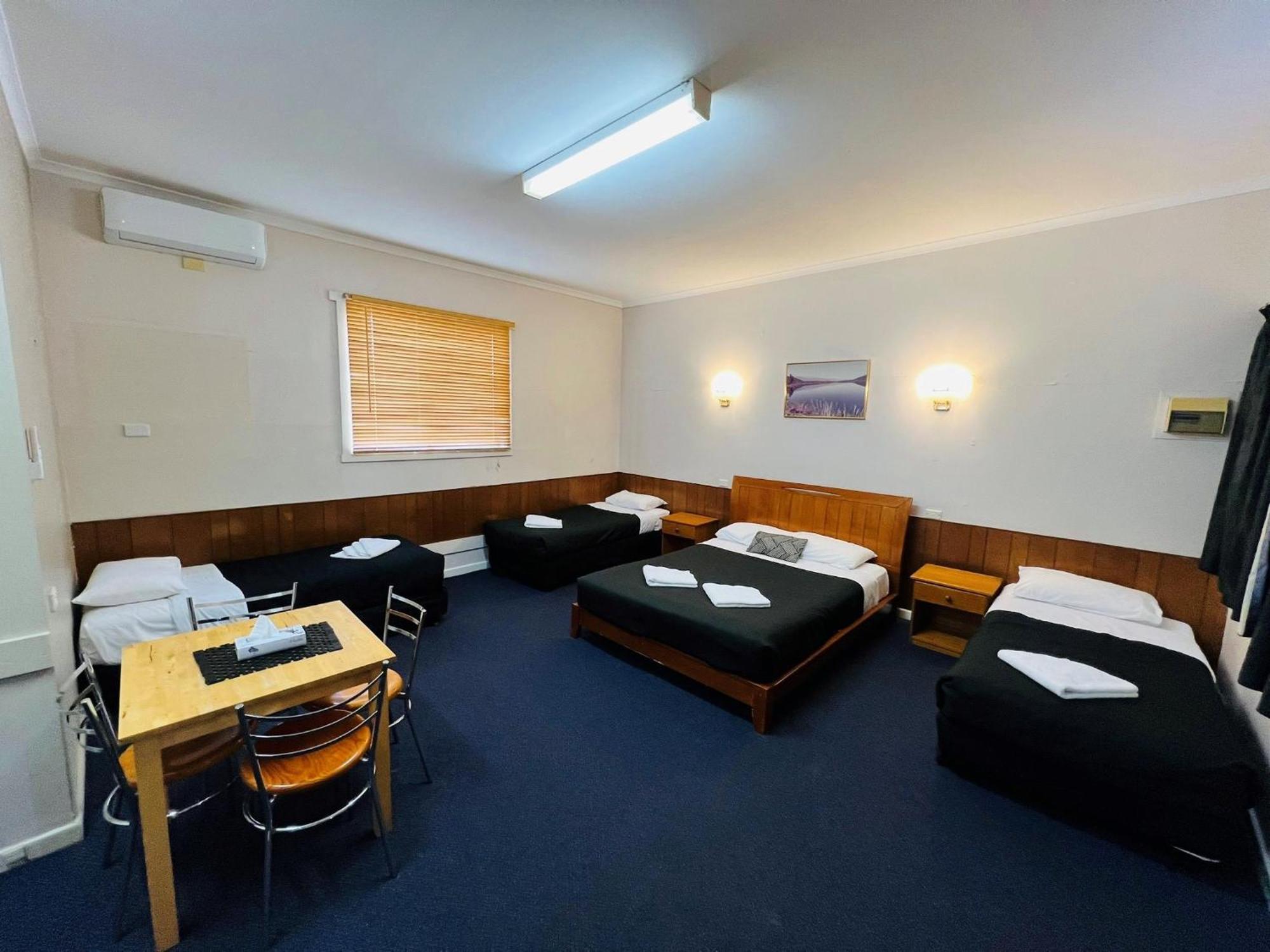 Horsham Motel Bagian luar foto