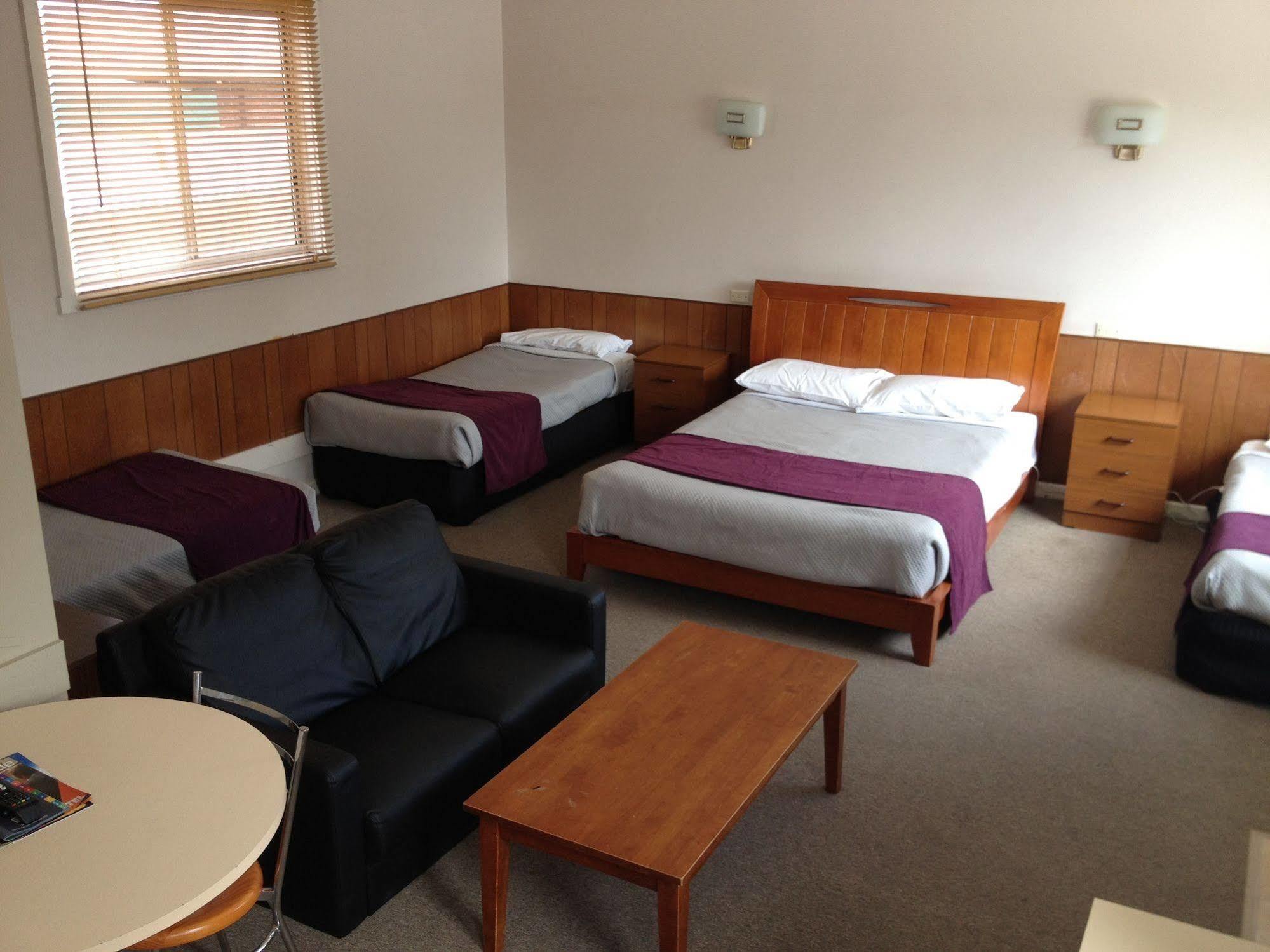 Horsham Motel Bagian luar foto